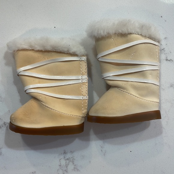 VINTAGE American Girl Doll Winter White Outfit RETIRED - Picture 8 of 12